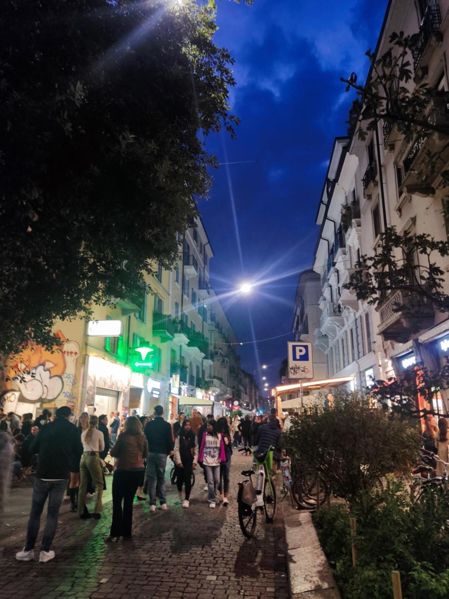Isola Di Chinatown Bilocale Storico Nel Cuore Di Milano, Comfort E Stile Autentico Con 3 Letti Extra Large Kültér fotó